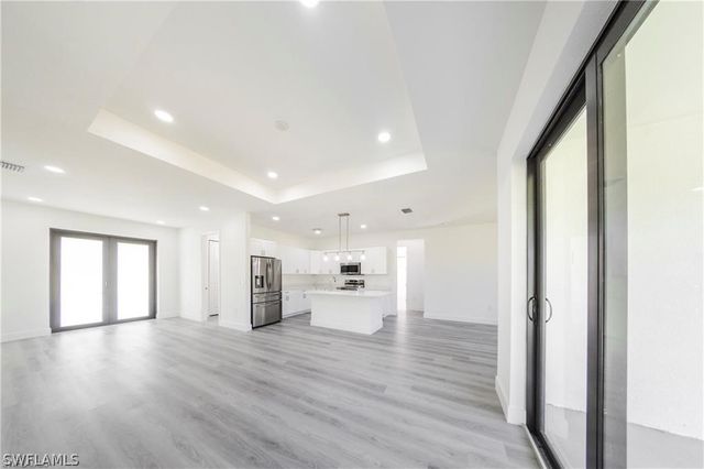 835 Glen Coy AVE, Lehigh Acres, FL 33974