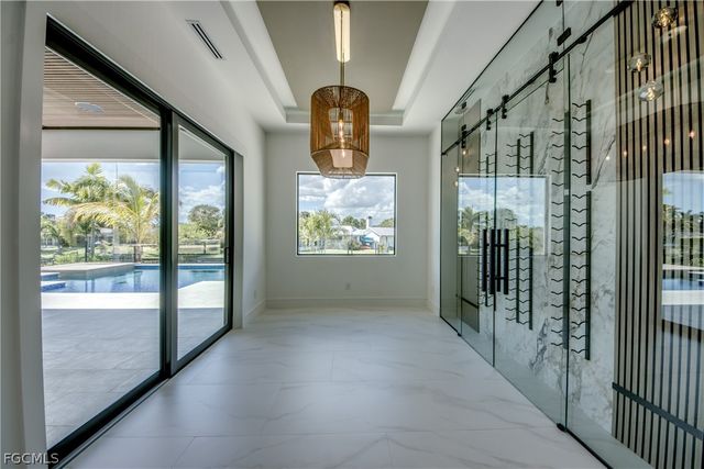 5310 Bayview CT, Cape Coral, FL 33904