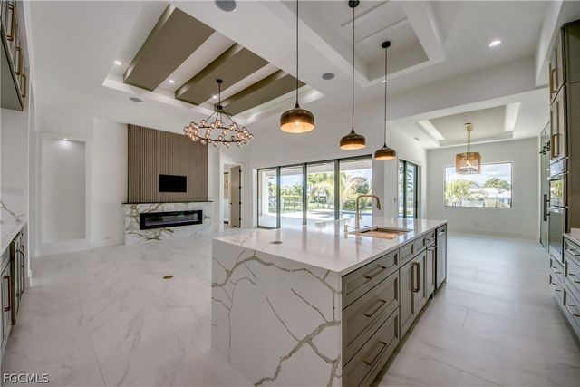 5310 Bayview CT, Cape Coral, FL 33904