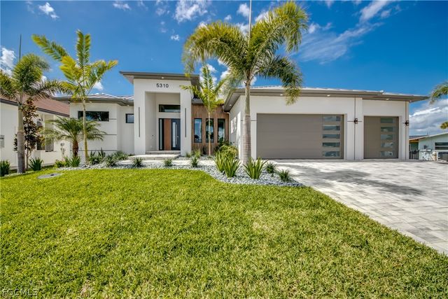 5310 Bayview CT, Cape Coral, FL 33904