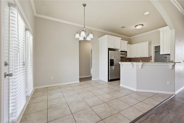 3905 Ashley Terrace, Yukon, OK 73099