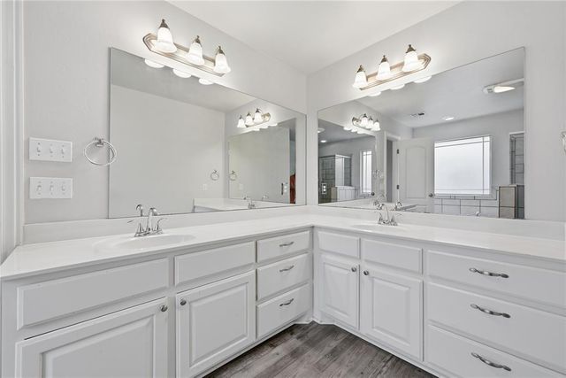 3905 Ashley Terrace, Yukon, OK 73099