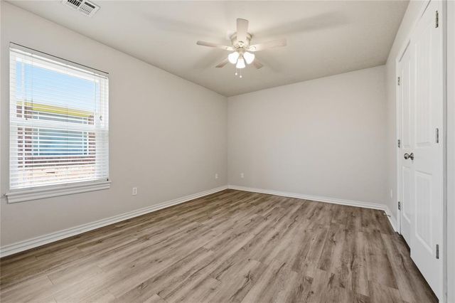 3905 Ashley Terrace, Yukon, OK 73099