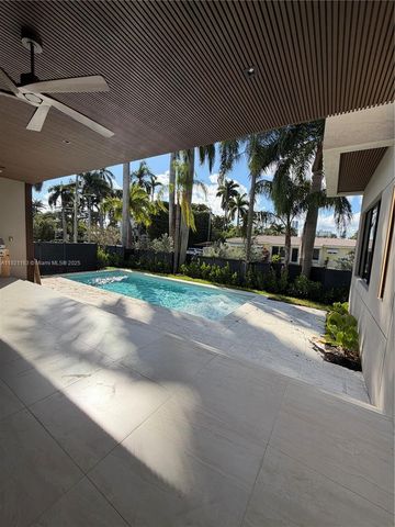 1380 Hollywood Blvd, Hollywood, FL 33019