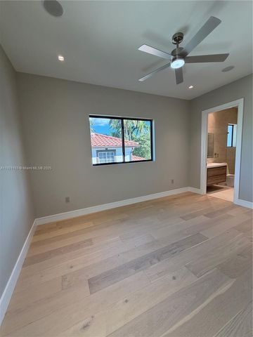 1380 Hollywood Blvd, Hollywood, FL 33019