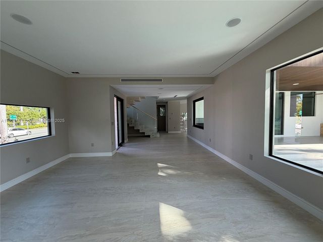 1380 Hollywood Blvd, Hollywood, FL 33019