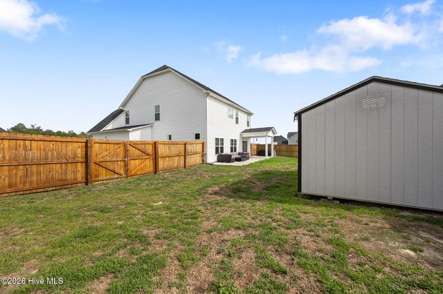 1801 Deerberry Court, Aberdeen, NC 28315