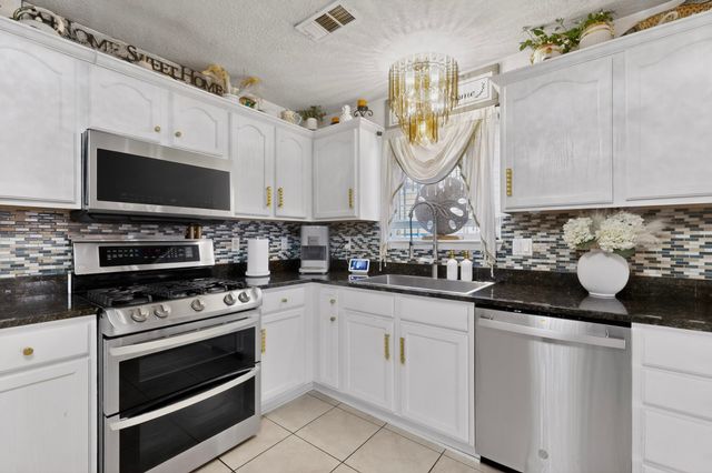 7312 Inwood Court, Albuquerque, NM 87120
