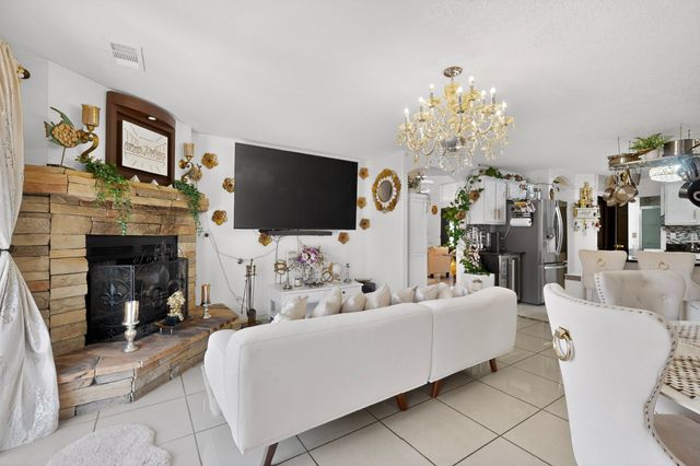 7312 Inwood Court, Albuquerque, NM 87120
