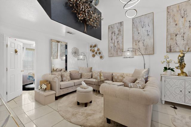 7312 Inwood Court, Albuquerque, NM 87120