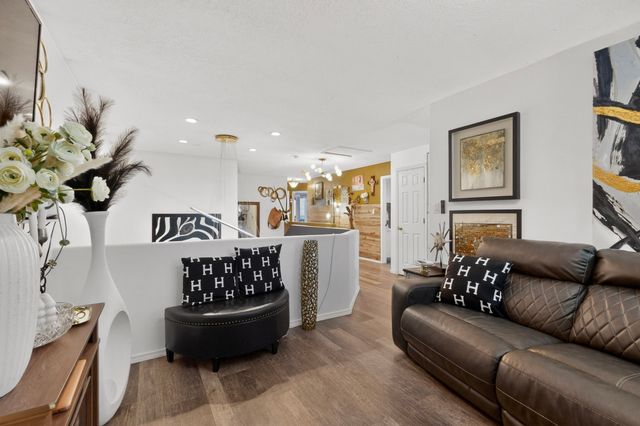 7312 Inwood Court, Albuquerque, NM 87120