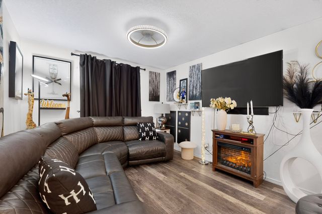 7312 Inwood Court, Albuquerque, NM 87120