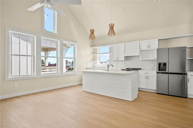 434 Oleander St 4, Port Aransas, TX 78373