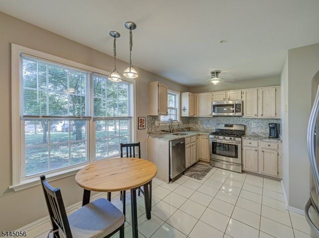 1204 Rhoads Dr, Montgomery Twp., NJ 08502