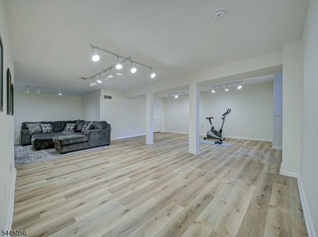 1204 Rhoads Dr, Montgomery Twp., NJ 08502