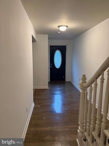 26 S MARKET ST, Duncannon, PA 17020