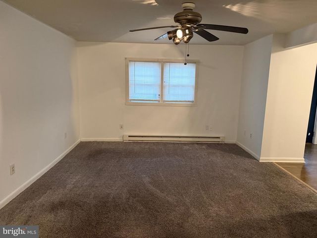 26 S MARKET ST, Duncannon, PA 17020