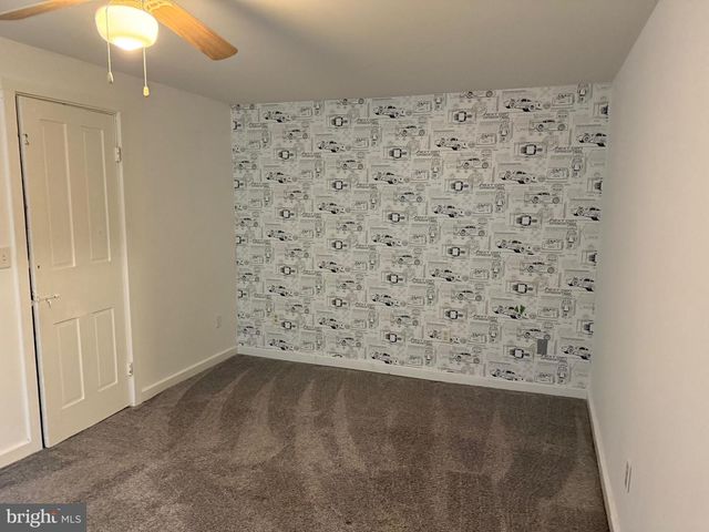 26 S MARKET ST, Duncannon, PA 17020