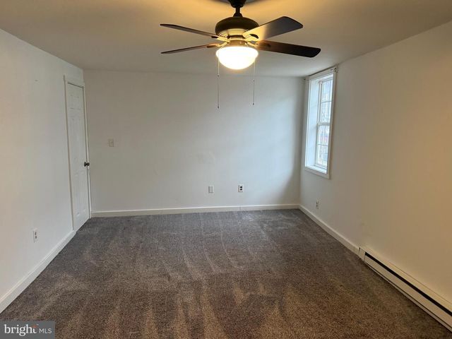 26 S MARKET ST, Duncannon, PA 17020