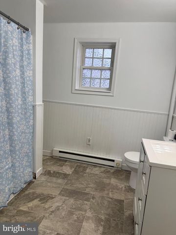 26 S MARKET ST, Duncannon, PA 17020