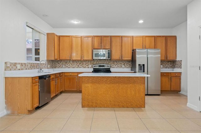 2830 PAYNES PRAIRIE CIRCLE, Kissimmee, FL 34743