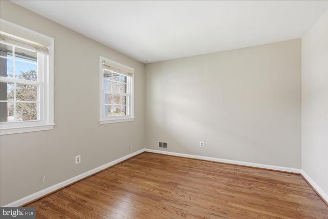 1335 MACBETH ST, Mclean, VA 22102