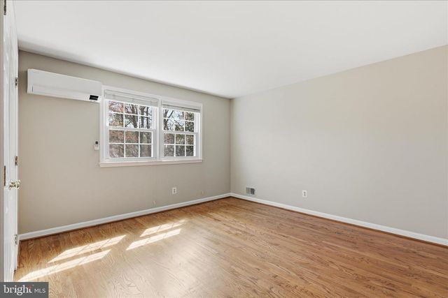 1335 MACBETH ST, Mclean, VA 22102