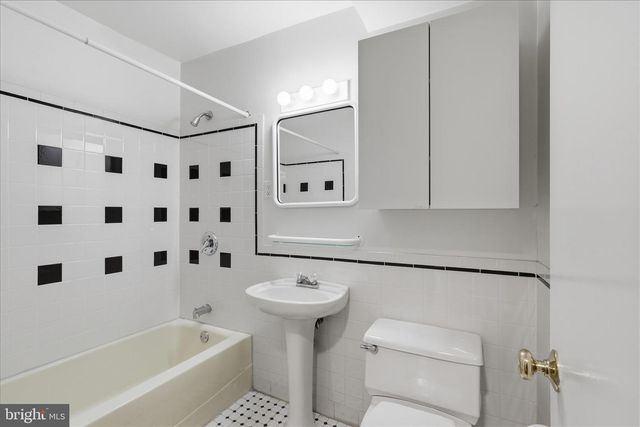 1335 MACBETH ST, Mclean, VA 22102