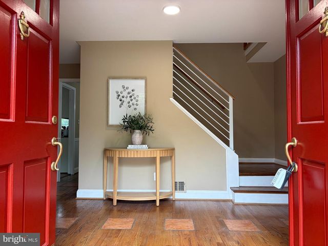 1335 MACBETH ST, Mclean, VA 22102