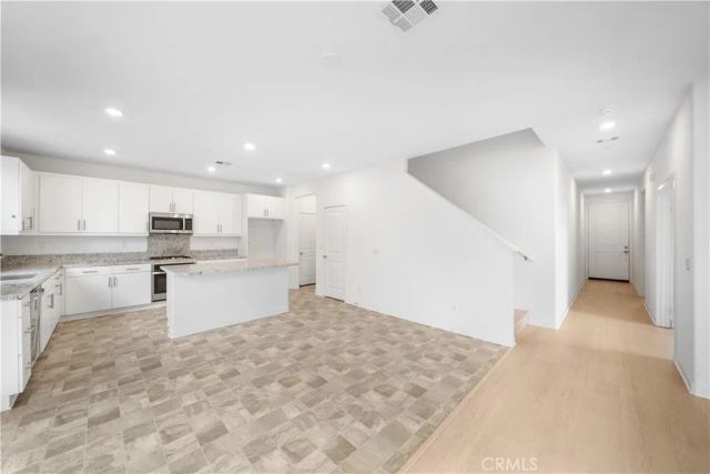 542 Colorado Drive, Rialto, CA 92377
