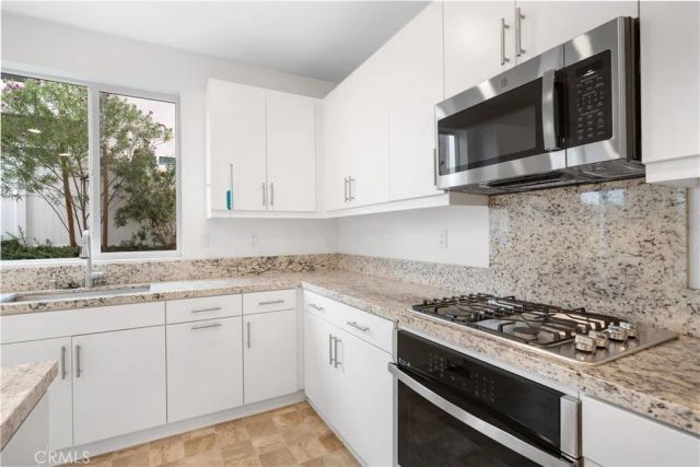 542 Colorado Drive, Rialto, CA 92377