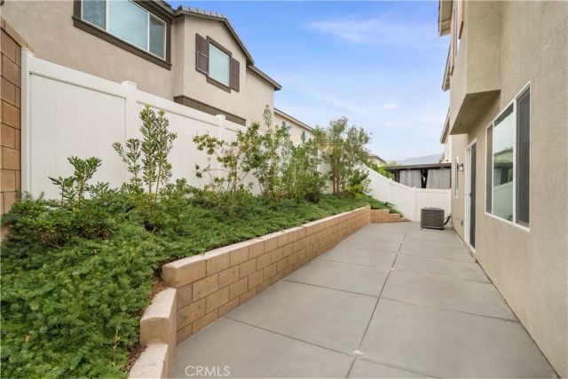 542 Colorado Drive, Rialto, CA 92377
