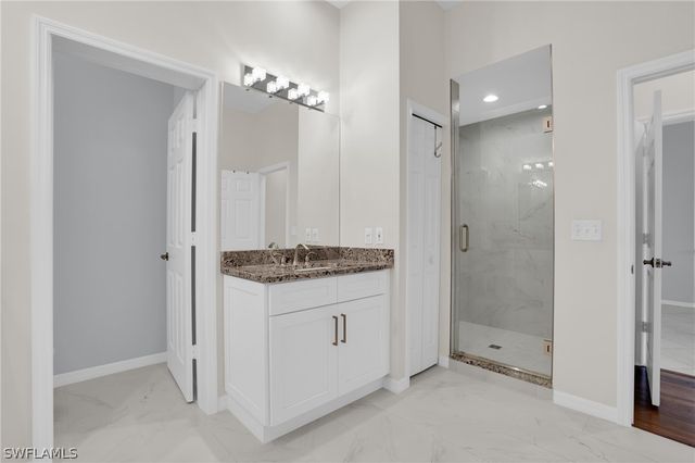 916 EGRETS RUN 201, Naples, FL 34108