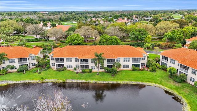 916 EGRETS RUN 201, Naples, FL 34108