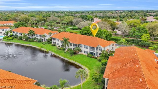 916 EGRETS RUN 201, Naples, FL 34108