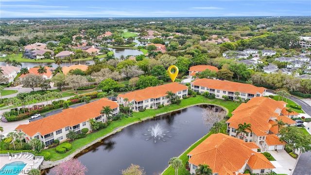916 EGRETS RUN 201, Naples, FL 34108