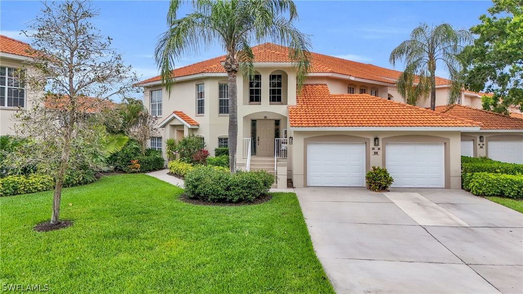 916 EGRETS RUN 201, Naples, FL 34108