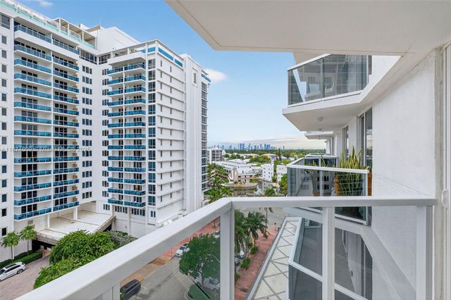 2401 Collins Ave 1005, Miami Beach, FL 33140