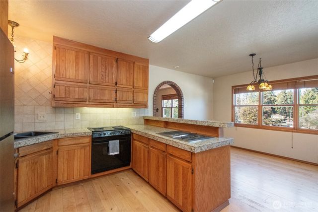 1441 Deer Park Road, Port Angeles, WA 98362