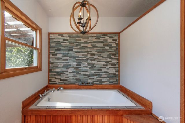 1441 Deer Park Road, Port Angeles, WA 98362