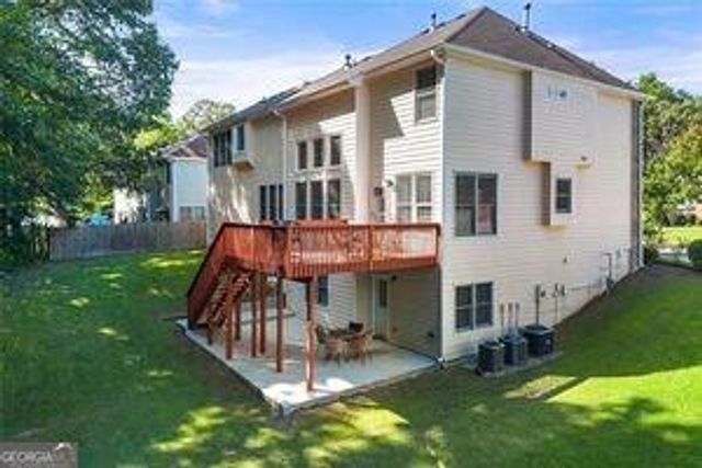 733 Miller Run, Atlanta, GA 30349