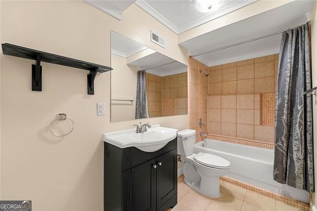 733 Miller Run, Atlanta, GA 30349