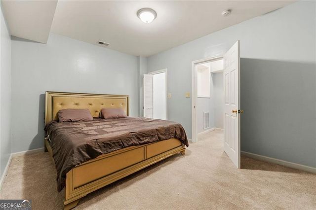 733 Miller Run, Atlanta, GA 30349