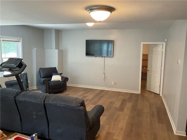 733 Miller Run, Atlanta, GA 30349