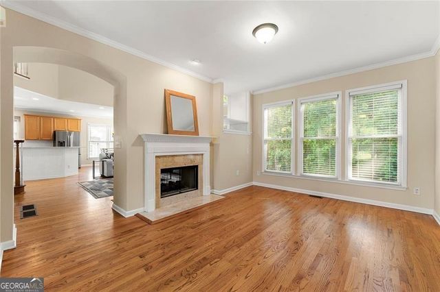 733 Miller Run, Atlanta, GA 30349