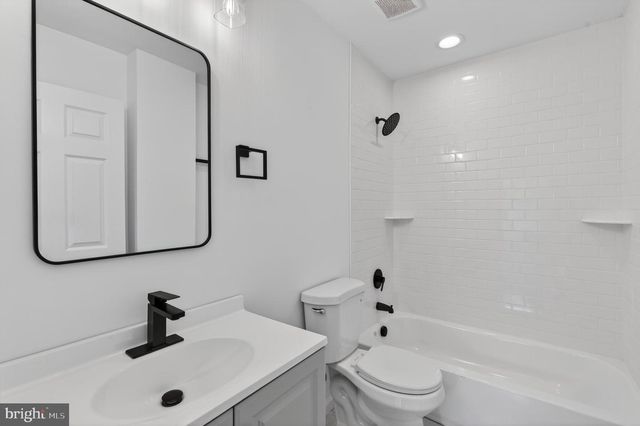 308 S NEWKIRK ST, Baltimore, MD 21224