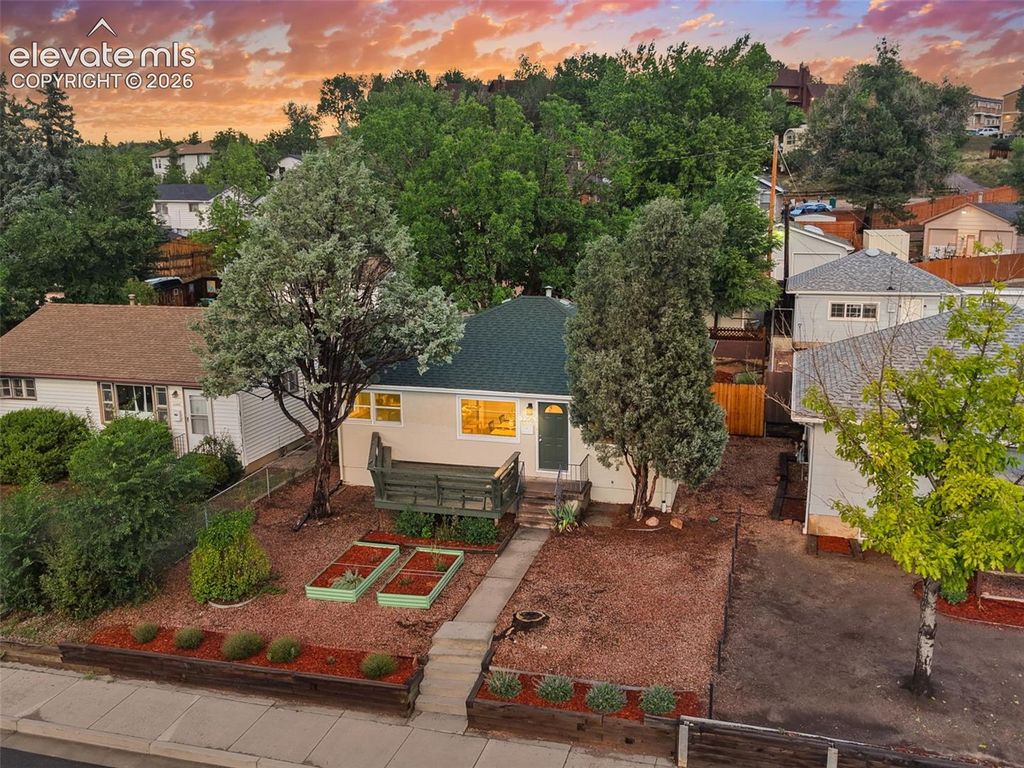2206 W Uintah Street, Colorado Springs, CO 80904 — photo 2