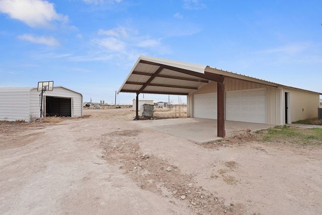 11911 W County Rd 56, Midland, TX 79707