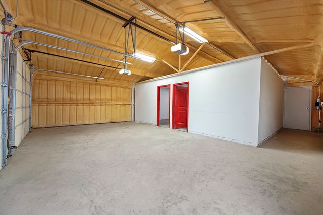 11911 W County Rd 56, Midland, TX 79707