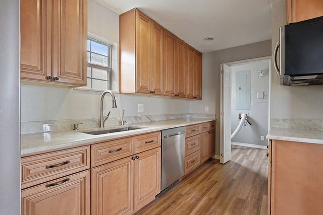 11911 W County Rd 56, Midland, TX 79707